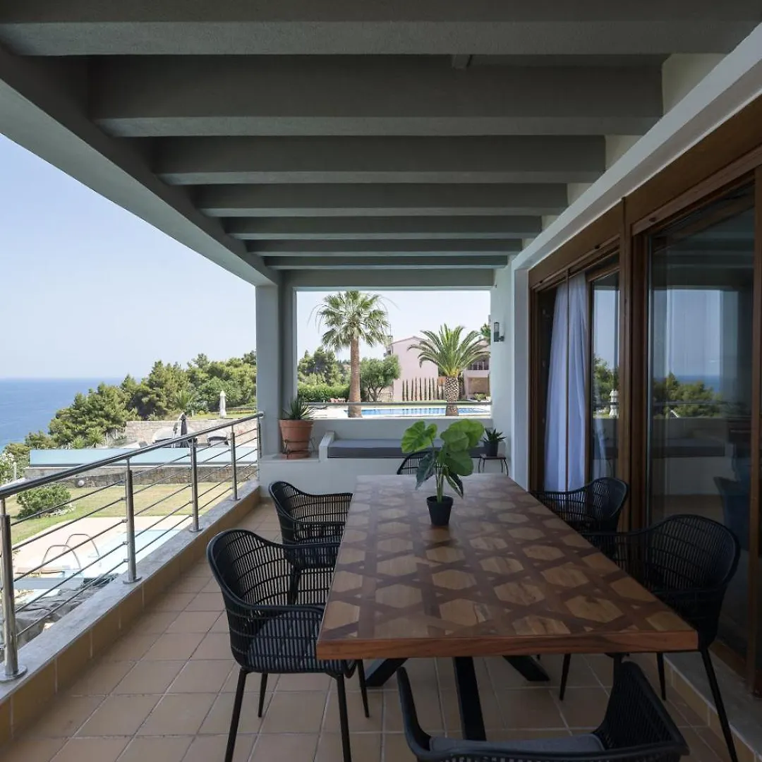 #Luxlikehome Afytos Wonder View Greece